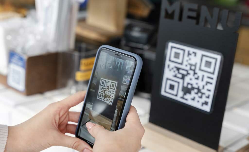 Interactive brochure featuring a QR code and augmented reality elements